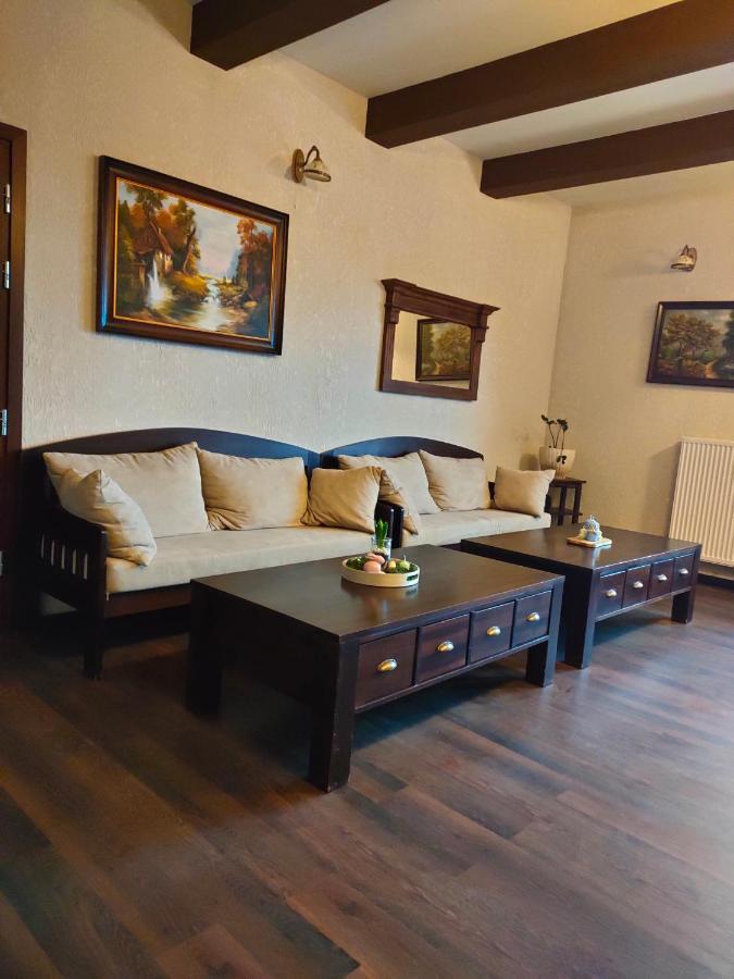 Osrodek Bialy Lew Bed & Breakfast Wojciechow  Exterior photo